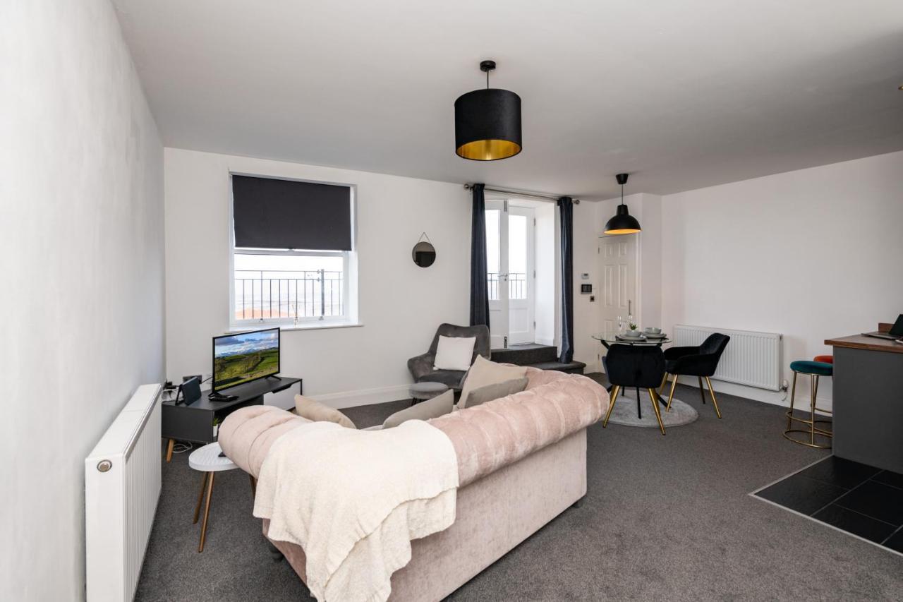 The Croston Balcony Apartment- Morecambe Central Promenade, Beach Front And Sea Views Екстериор снимка